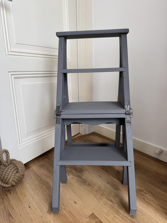 Image 1 of Antieke bibliotheekstoel/trap in Amsterdam