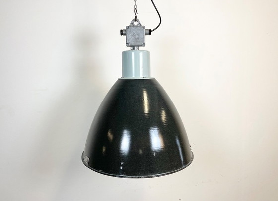 Image 1 of Große industrielle Emaille-Fabrik-Hängeleuchte von Elektrosvit, 1960er Jahre