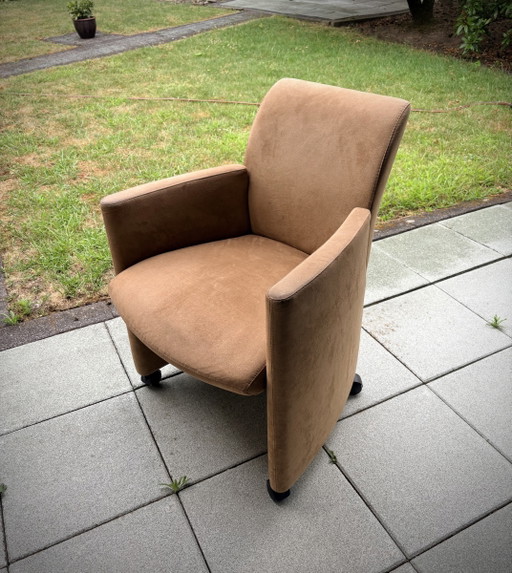 Sillón Leolux Quantissimo, cuero Alcántara
