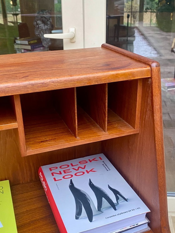 Image 1 of Secrétaire / bureau danois modèle 37 par Arne Wahl Iversen pour Vinde Møbelfabrik – Années 60.