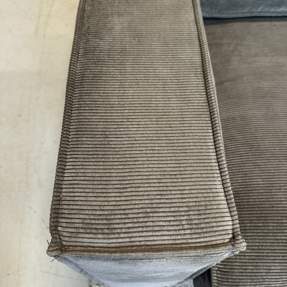 Image 1 of Ecksofa aus Holz, gerippter Stoff, 283 x 197 cm