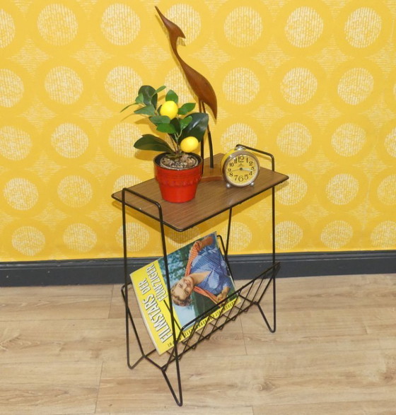 Image 1 of edicola anni '60 in corde, look teak, metallo nero, tavolo per giornali, vintage retrò