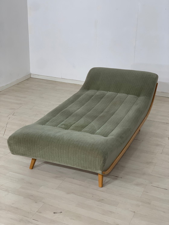 Image 1 of Mid century daybed sofa couch sofa bed vintage