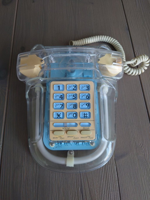Neon Phone Retro
