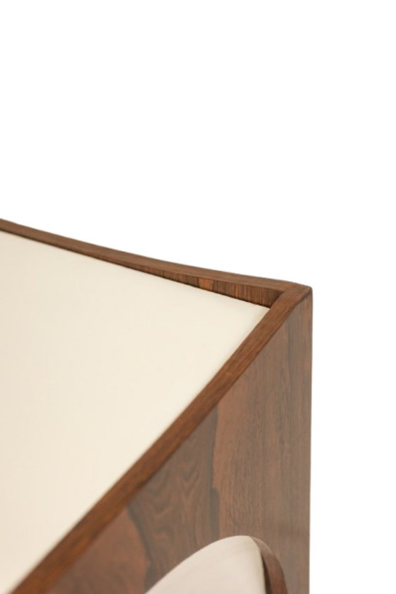 Image 1 of Paire de bouts de canapé ou tables basses en palissandre. Années 1970