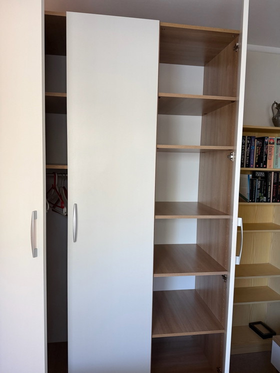 Armadio Moderno – Metallo, Legno (photo 3 of 15)