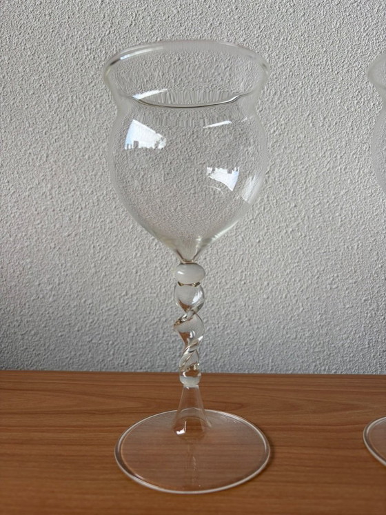 Image 1 of Jos Böhm: 2 Bijzondere wijnglazen hand geblazen collectors item.