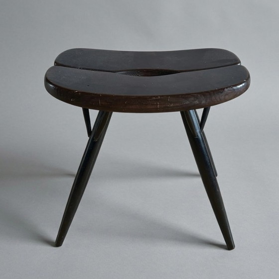 Image 1 of Vier stoelen mod. Pirkka en kruk voor Laukaan Puu, Finland