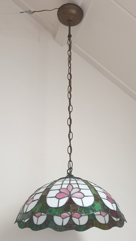 Stained Glass - Tiffany Style Lotus Flower Pendant Lamp (photo 30 of 65)