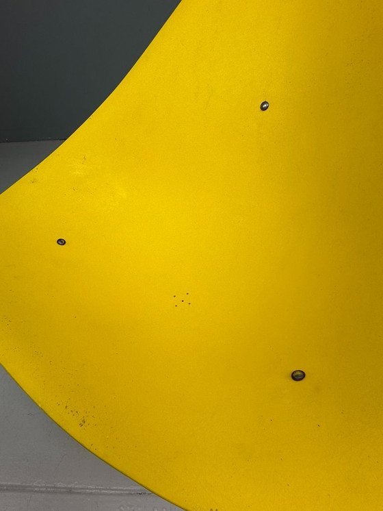 Image 1 of Fauteuil lounge trépied en fibre de verre jaune Ed Merat, France, 1956