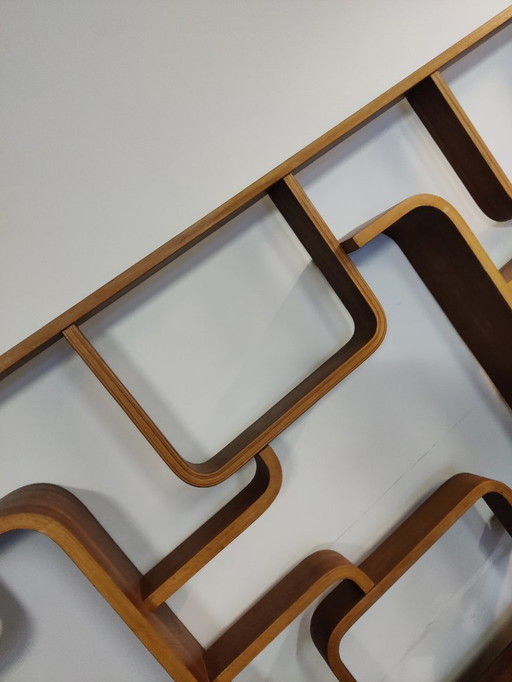 Separador de ambientes Ludvik Volak