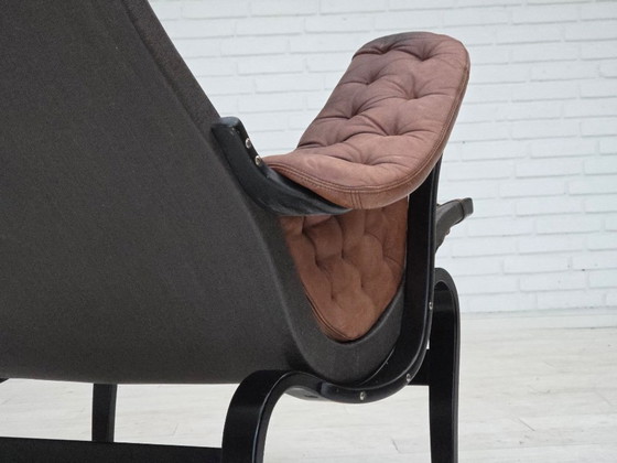 Image 1 of Jaren 70, Zweeds ontwerp van Bruno Mathsson, model "Pernilla", meubelleer.