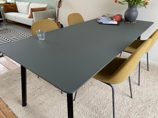 Studio Henk dining table - Green Grey