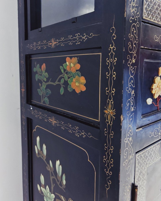 Image 1 of Vitrine chinoise