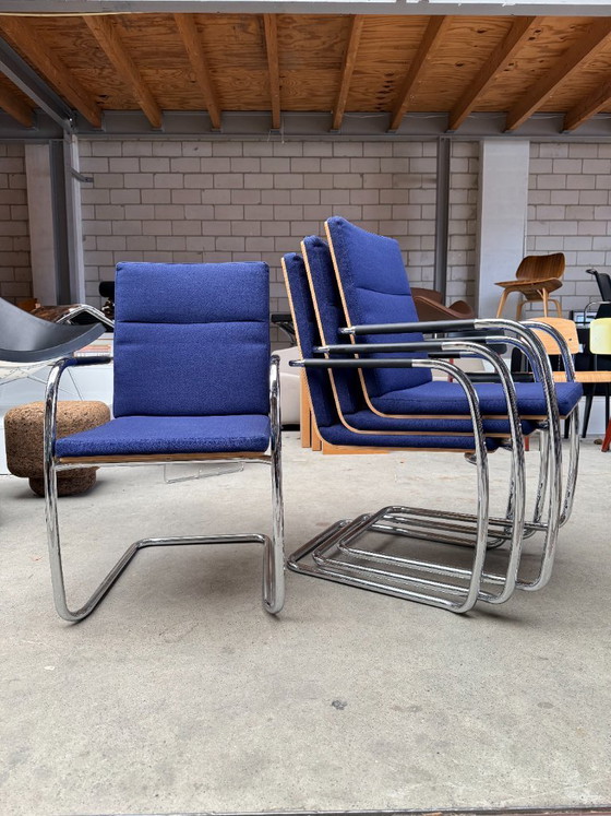 Image 1 of Thonet S60 Freischwingerstuhl von Glen Oliver Löw