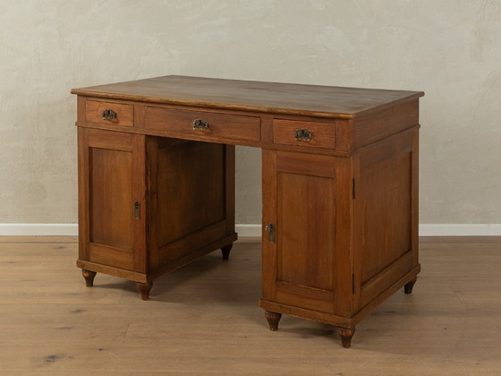 Image 1 of Scrivania Art Nouveau con contenitore