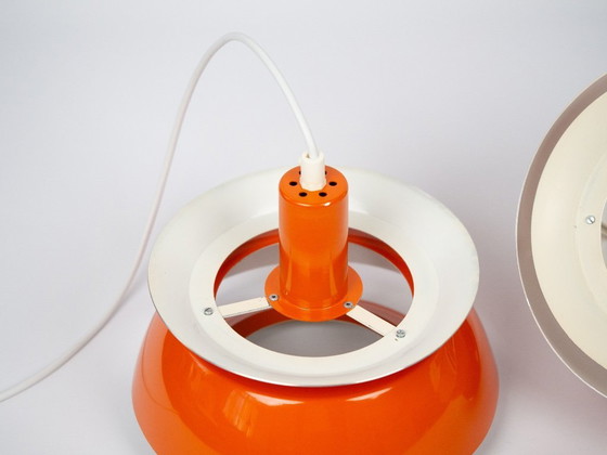 Image 1 of Set van 2 vintage Deense hanglampen Nevada van Vitrika, jaren 80.