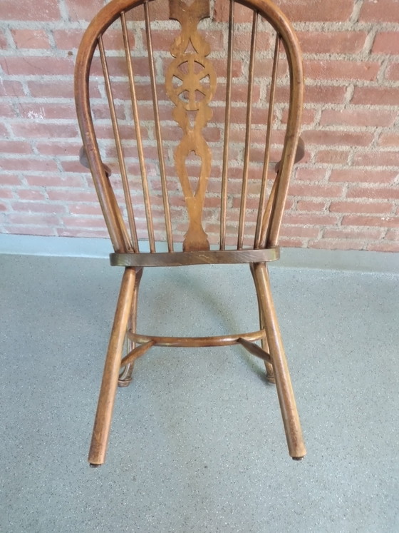 Image 1 of Windsor chair, antique