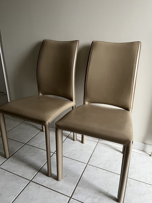 6 chaises de salle à manger en cuir Ligne Roset