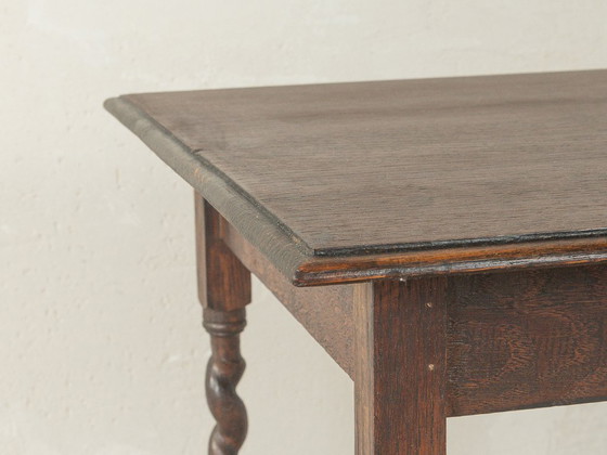 Image 1 of Mesa auxiliar de estilo jacobeo de la década de 1920