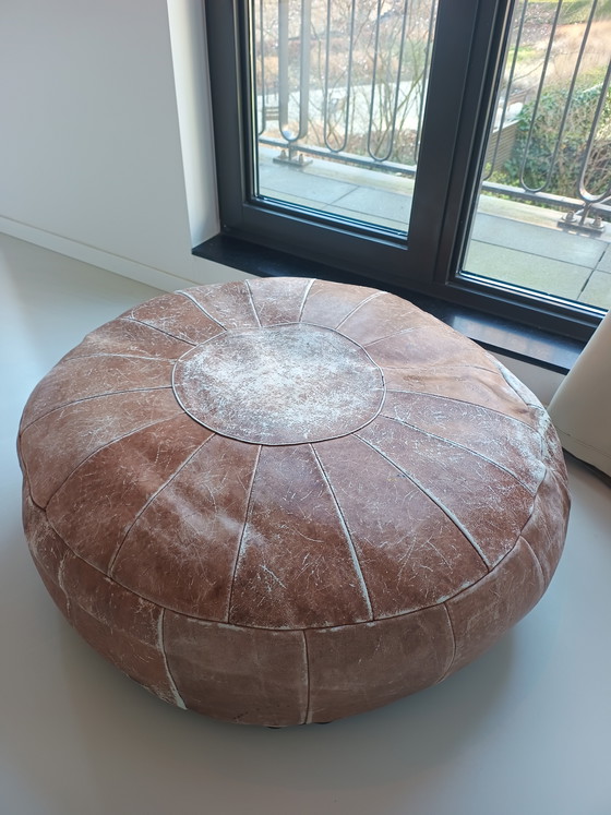 Image 1 of Pouf grande in pelle