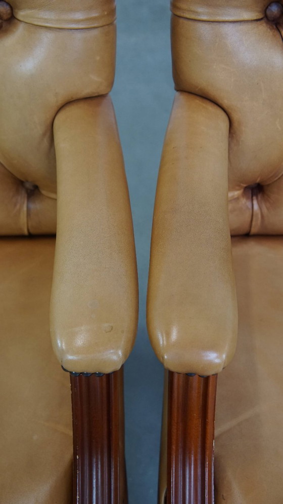 Image 1 of 2x Rindsleder Chesterfield Ess-/Seitensessel in heller Cognacfarbe