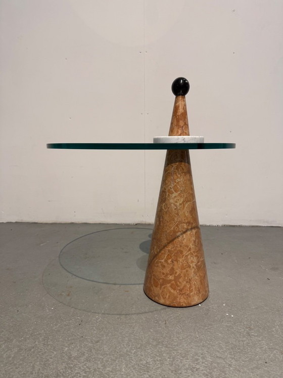 Tavolino laterale in stile Memphis – Tavolini, Glass, Marble (photo 4 of 5)