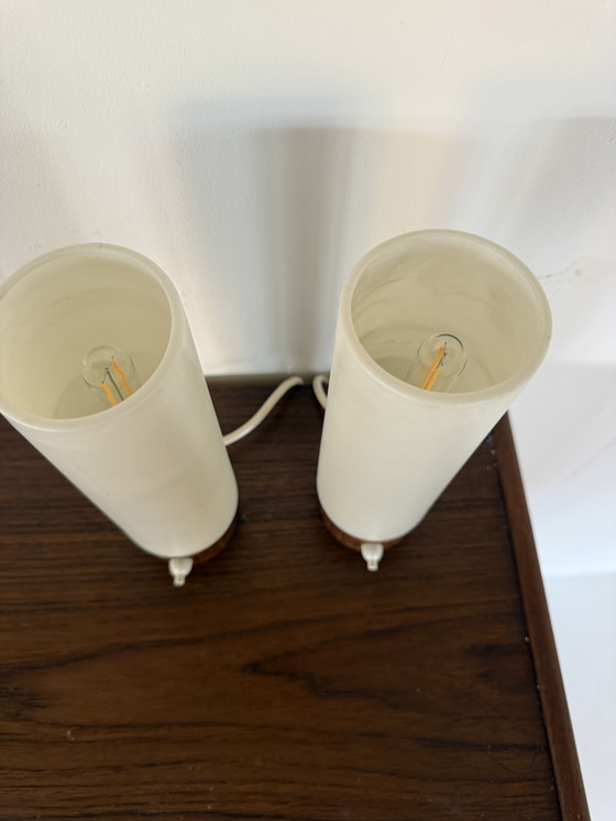 Image 1 of 2x vintage teak & plexiglas bedlampjes ‘60