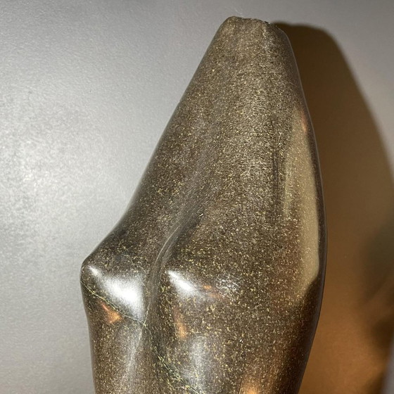 Sculptures abstraites de nu féminin en marbre noir, XXe siècle – Marble (photo 6 of 11)