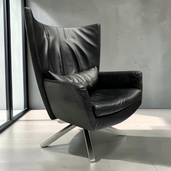 Poltrona girevole Maua in pelle nera, modello Design On Stock – Sedie girevoli, Metal, Leather (photo 10 of 16)