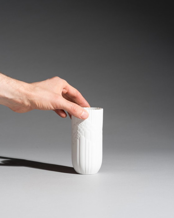 Image 1 of Rosenthal Anemone Porzellan-Trio kleiner Vasen mit Deckelbox von Rosemonde Nairac