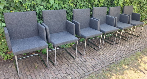 6 sillas de comedor de diseño Artifort – Metal, Textile (photo 2 of 9)