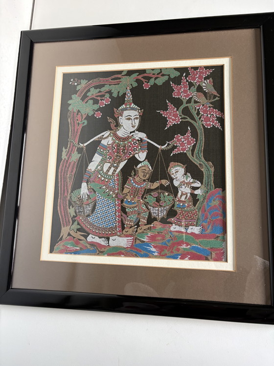 Image 1 of Prachtige traditionele Thaise zijdeschildering – ingelijste volkskunst

