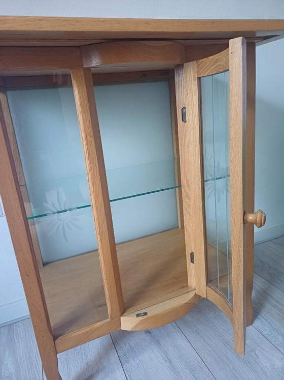 Mobiletto da tè in legno con vetro inciso, Vetrine, Marrone, Klassiek (foto 2 di 8)