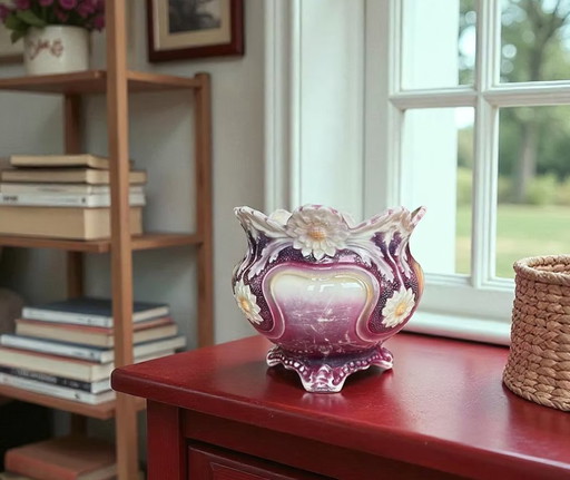 Vintage ornate ceramic vase/cachepot