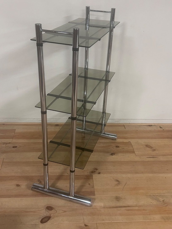 Image 1 of Portaoggetti anni Settanta in cromo con vetro fumé