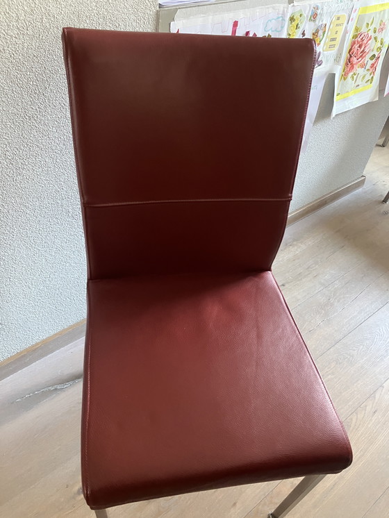 Image 1 of 8 bordeauxrote Ledersessel