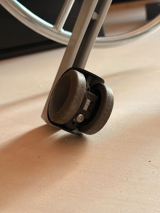 Image 1 of Vitra. 04 Counter chair Maarten van Severen