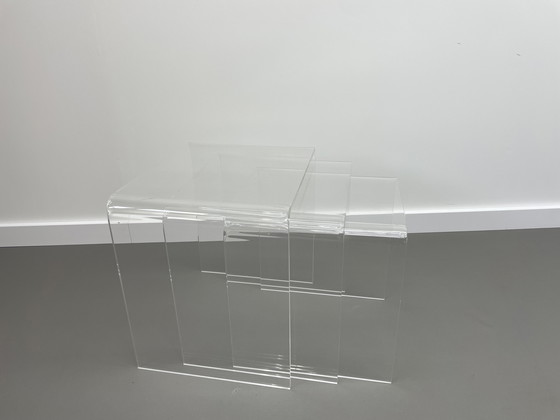 Image 1 of Ensemble de 3 tables d'appoint vintage en verre acrylique 60s