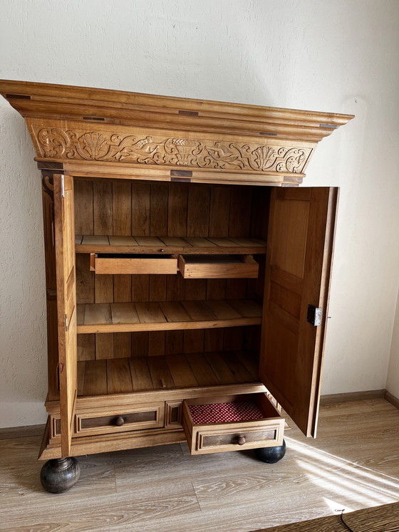 Image 1 of Antiguo mueble con cojines de Gelderland