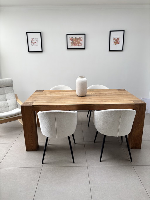 Eettafel massif 4-6 person 