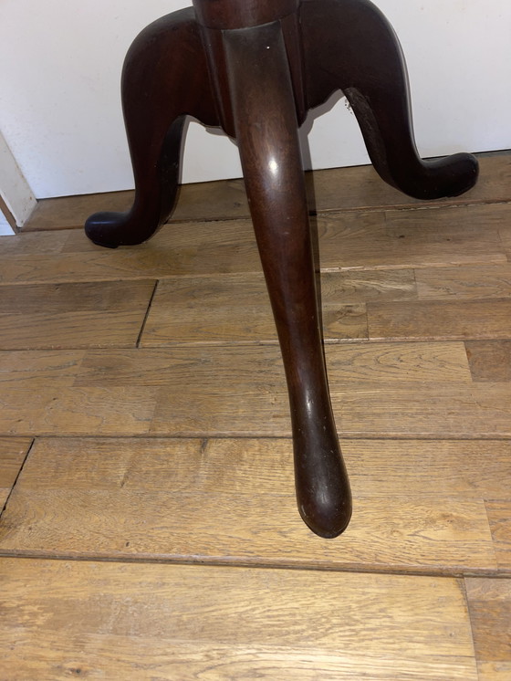 Image 1 of Pied de Stalle georgiano. Puntgaaf. 19e eeuw.