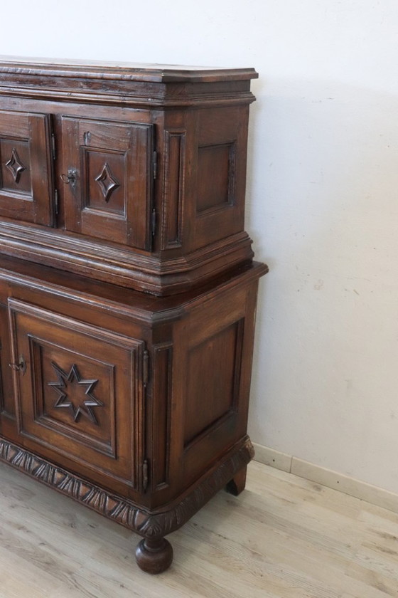 Image 1 of Antique Buffet in Solid Walnut, Italy 17th Century