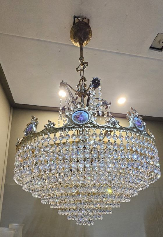 Image 1 of Kroonluchter met geslepen kristallen