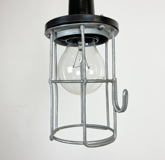 Image 1 of Lampe de travail suspendue vintage en bakélite de style industriel, années 1960