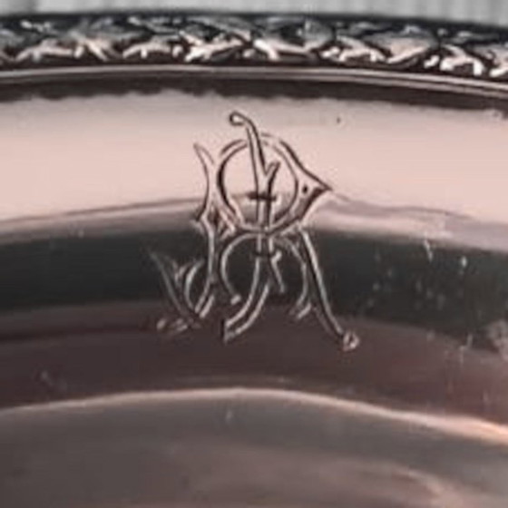 Image 1 of VASSOIO ANTICO IN ARGENTO MASSICCIO 916