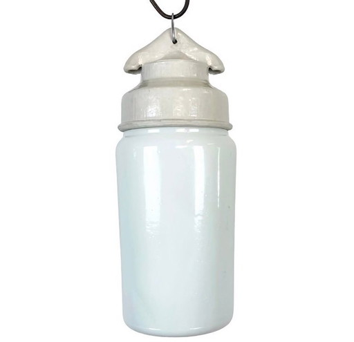 Industrielle weiße Porzellan-Pendelleuchte mit Milchglas, 1970er Jahre