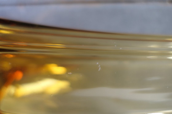 Image 1 of Grand vase vintage en verre ambré