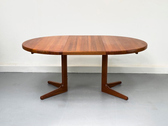 Vintage Teak Round Table – glostrup, Dining tables, Wood (photo 5 of 19)