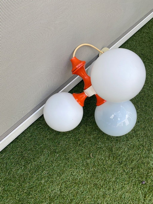 Space age pendant lamp, Richard Essig